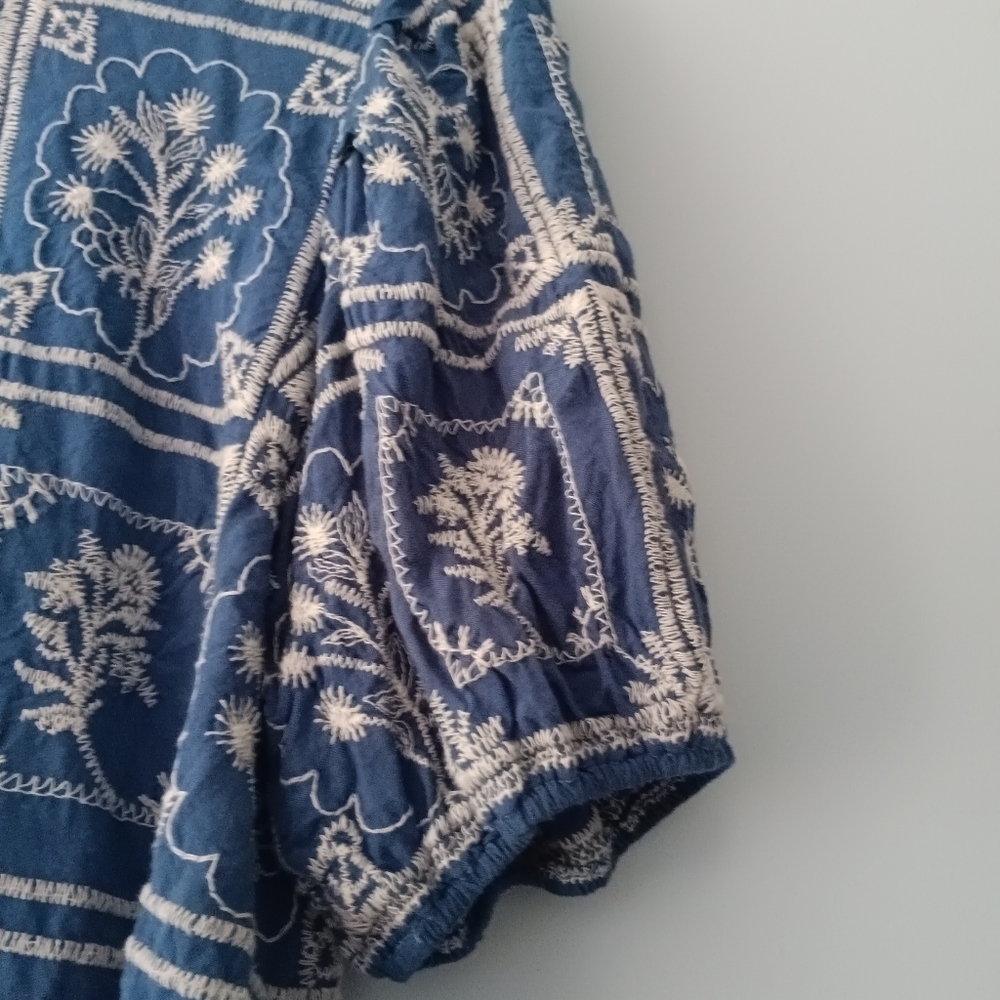 Solitaire Blue White Embroidered Bell Sleeve Blouse Scallop Hem Large Boho Top - Picture 3 of 7